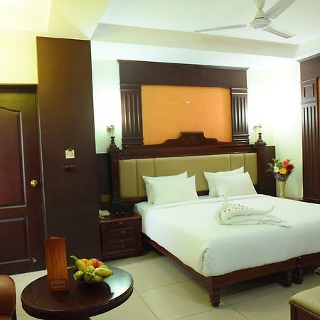 Chendhoor Residency Hotel Tiruchirappalli Exterior photo