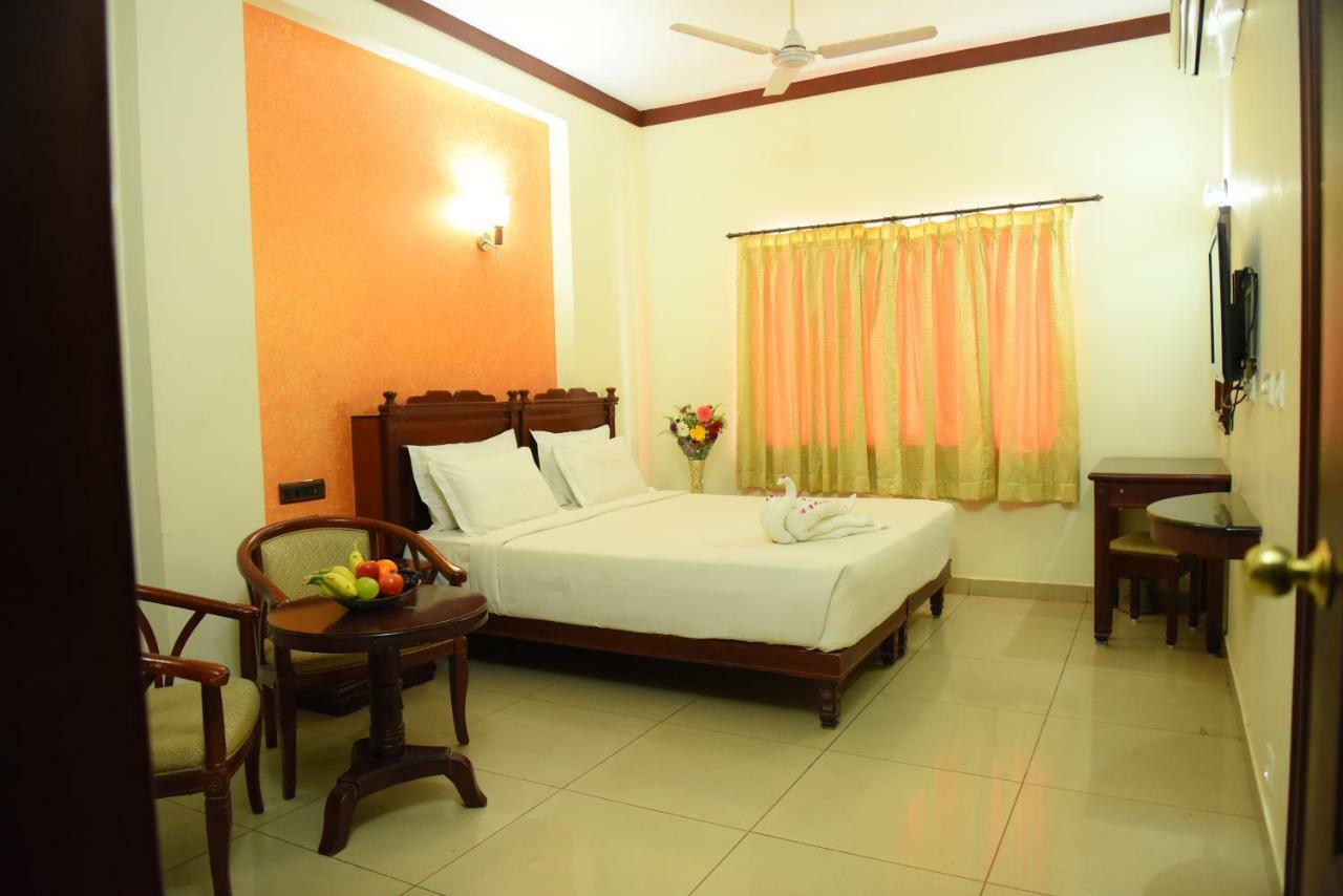Chendhoor Residency Hotel Tiruchirappalli Exterior photo