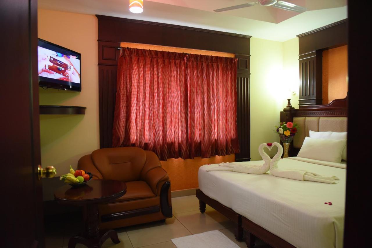Chendhoor Residency Hotel Tiruchirappalli Exterior photo